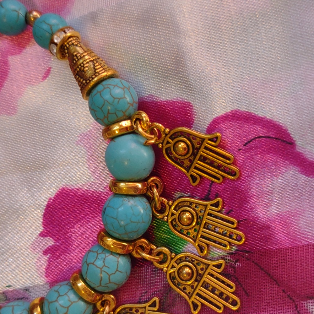 Beautiful Hamsa Bracelet - Picture 3 of 4
